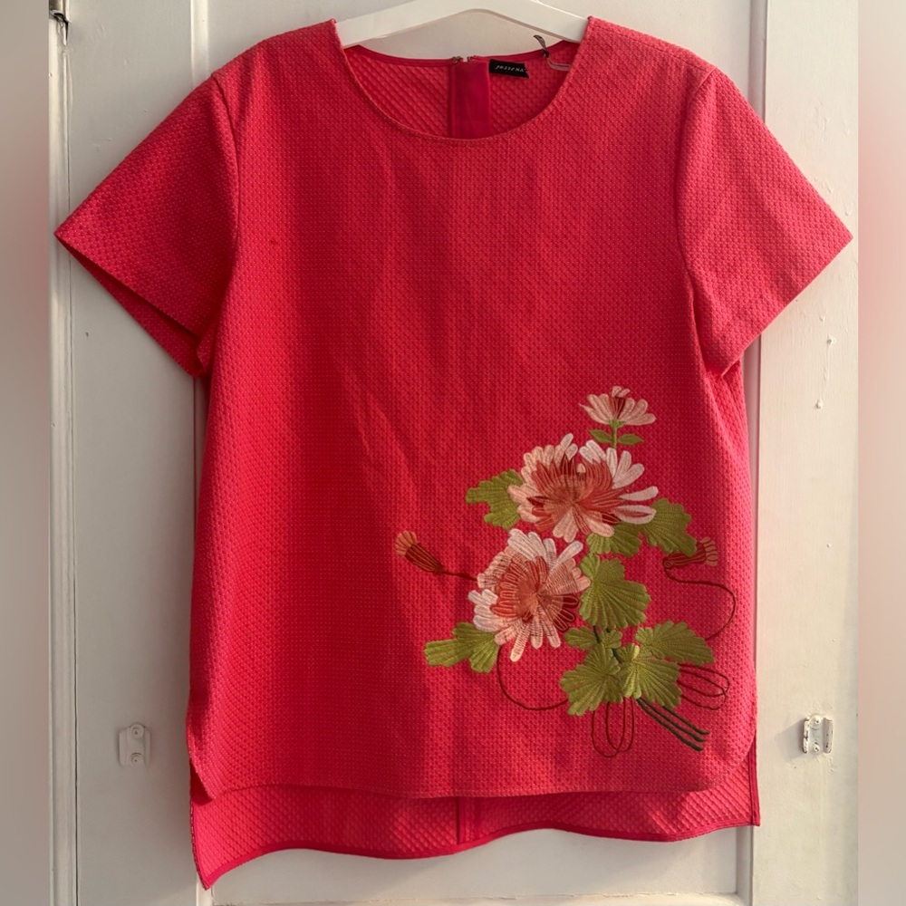 Josie Natori Embroidered Honey Comb Fabric High Low Hem Size Large